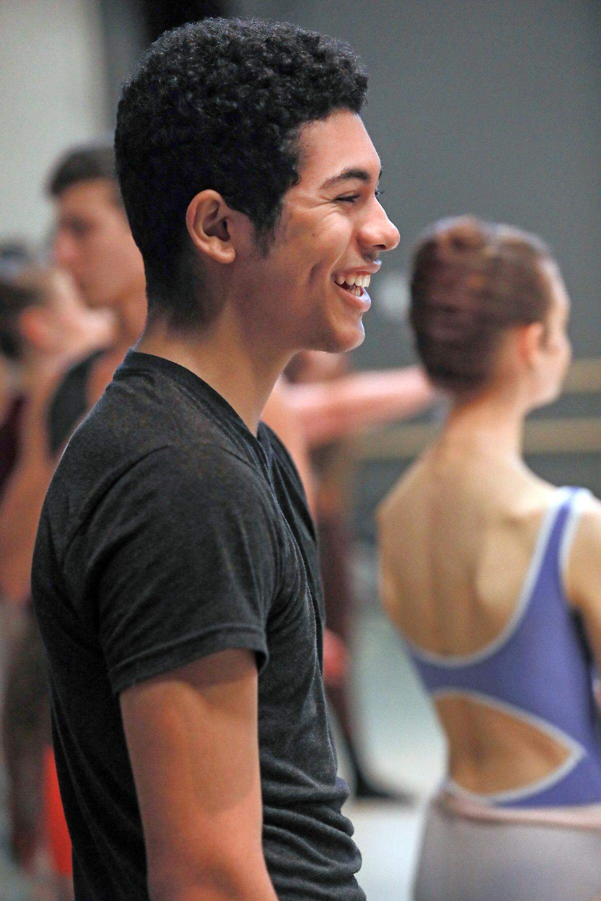 Charlotte Ballet dancer Andrès Trezevant on the sidelines during a 2018 Charlotte Ballet II session. ​CBII is Charlotte Ballet’s two-year pre-professional training program.