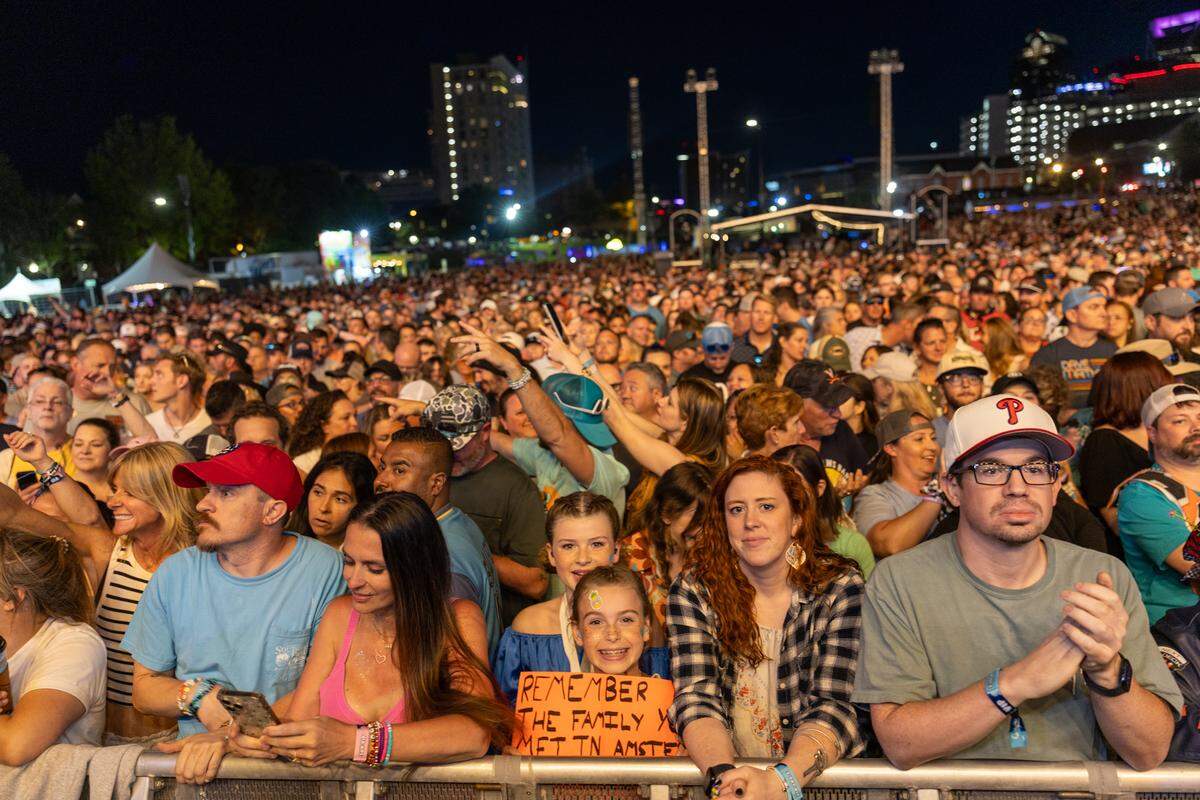 Fans at Lovin’ Life Music Fest on Sunday, May 4, 2025.
