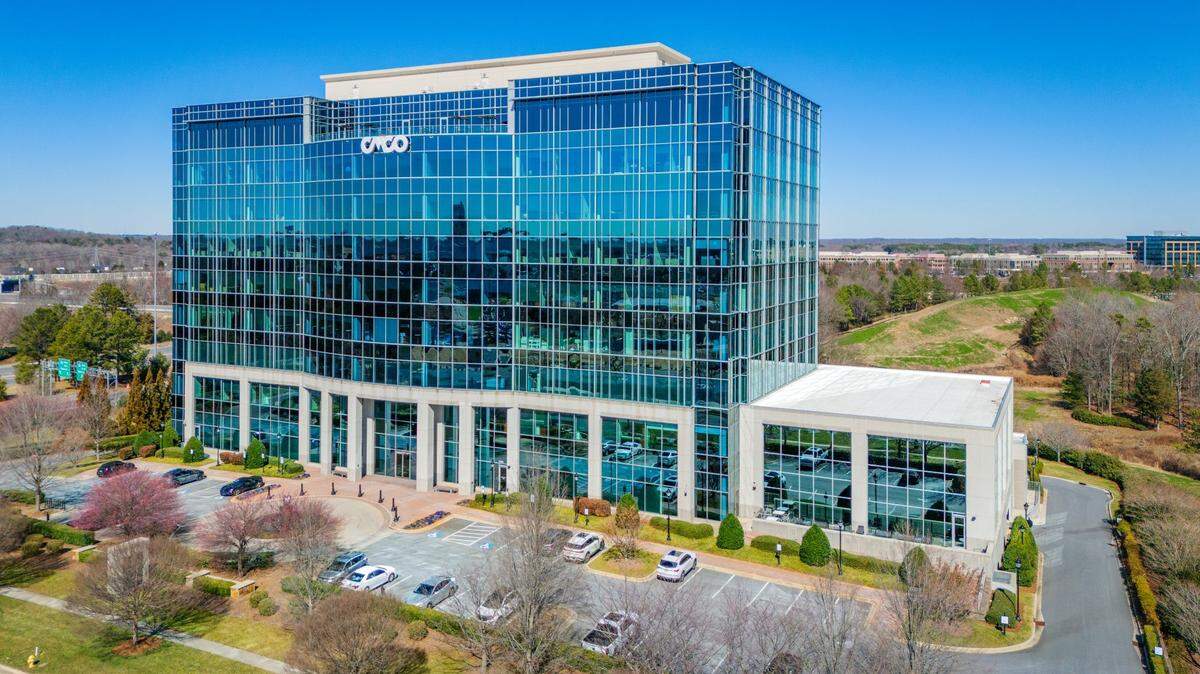 Ballantyne Tower at 13320 Ballantyne Corporate Place was recently sold by SPX FLOW to Estein USA and Vanderbilt Office Properties for $71.5 million.