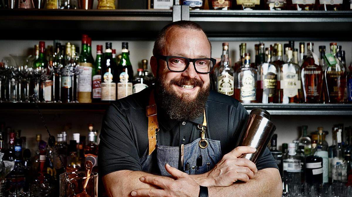 Mixologist Bob Peters has joined Built On Hospitality.