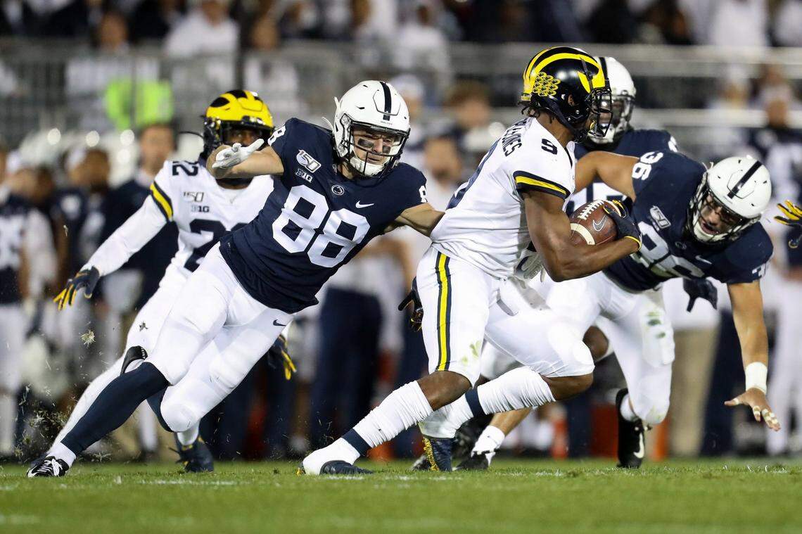 Oct 19, 2019; University Park, PA, USA; Penn State Nittany Lions wide receiver Dan Chisena (88) pursues Michigan Wolverines wide receiver Donovan Peoples-Jones (9) during the second quarter at Beaver Stadium. Mandatory Credit: Matthew O’Haren-USA TODAY Sports