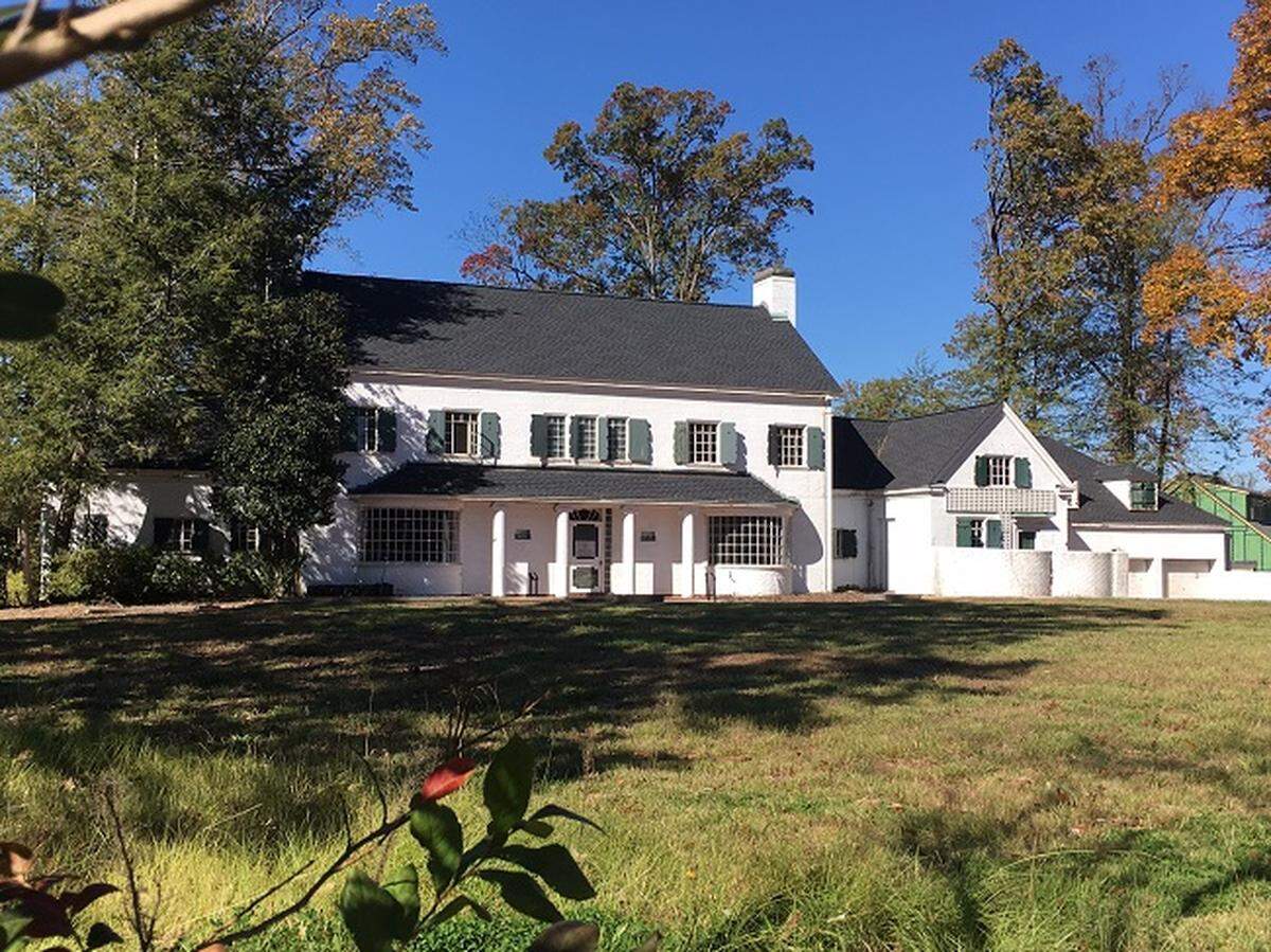 Prominent architect Martin E. Boyer designed the colonial revival-style home for the Barnhardts, an elite manufacturing family in Charlotte.