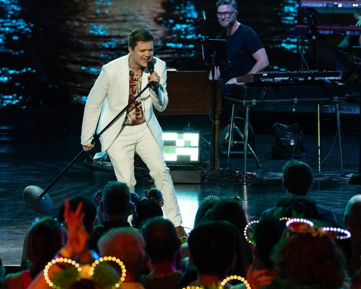 Josh King during the April 14 epiosde of “American Idol” on ABC.