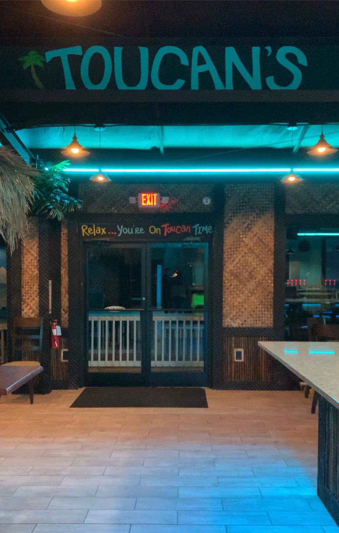 Toucan’s Lakefront on Pinnacle Lane in Mooresville is new restaurant on Lake Norman with a tropical atmosphere.