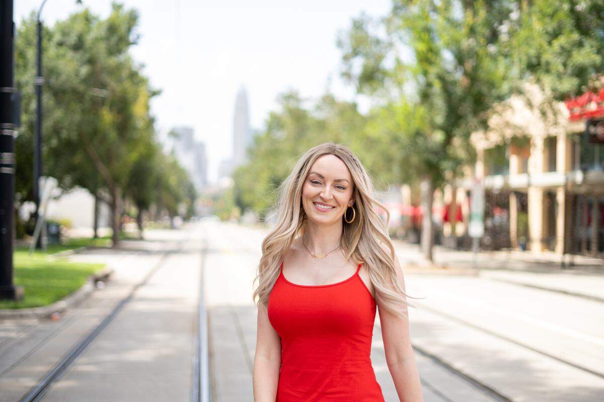 Andrea Fox of Daily Dre CLT heads to Customshop for a Charlotte food experience that “consistently wows” her.