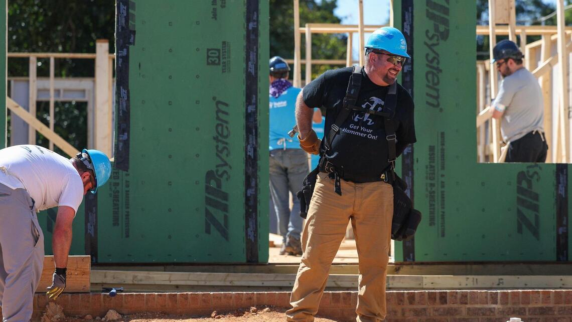 Q&A: Garth Brooks and Trisha Yearwood on swinging hammers — and shedding tears — in NC