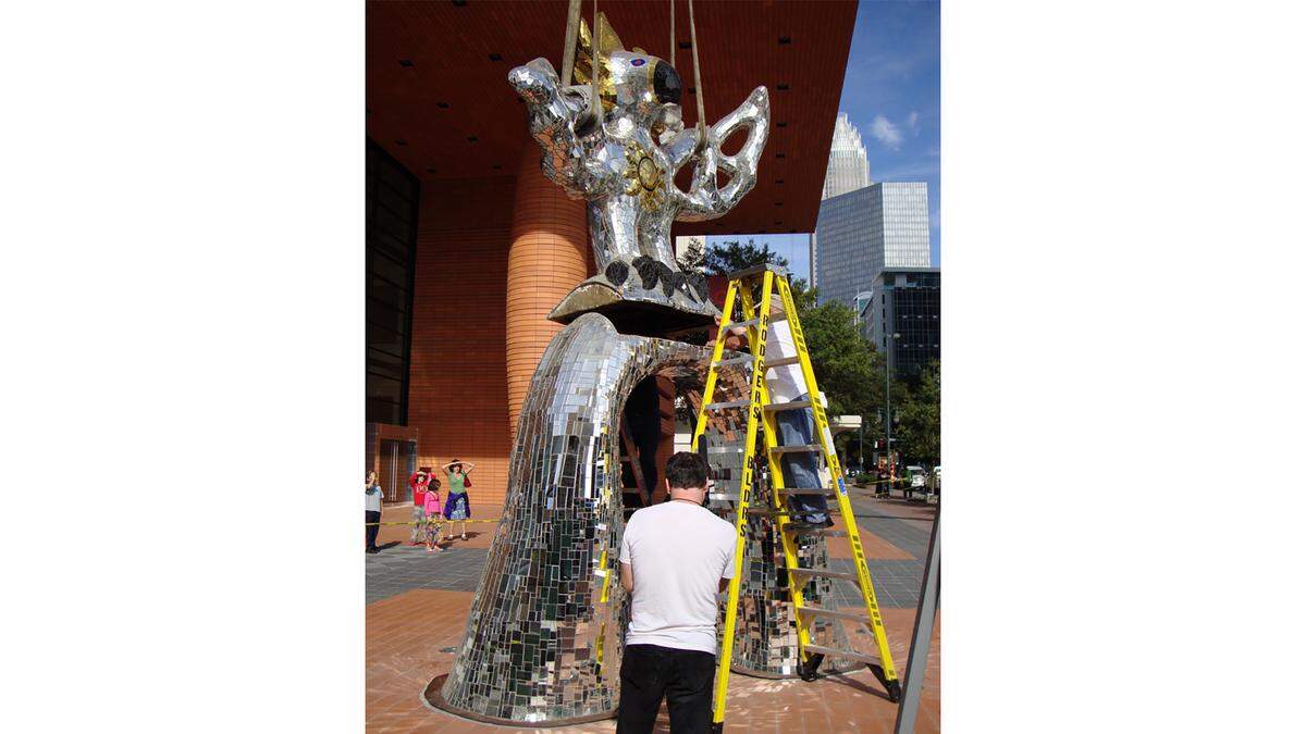 The Firebird sculpture is often referred to as the “Disco Chicken” which The Charlotte Observer previously attributed to the mistaken belief that the arch represented legs wearing bell-bottom pants.