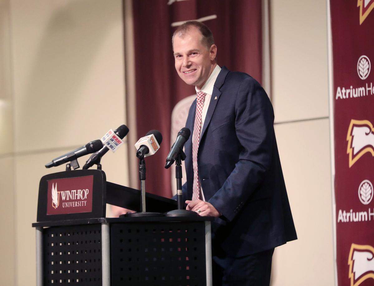 Winthrop University has hired Mark Prosser as its men’s head basketball coach.