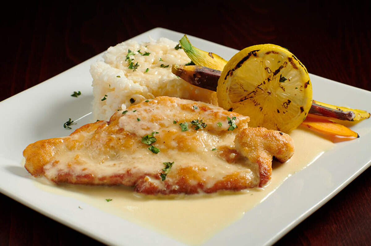Fiore Restaurant’s Pollo Limon.