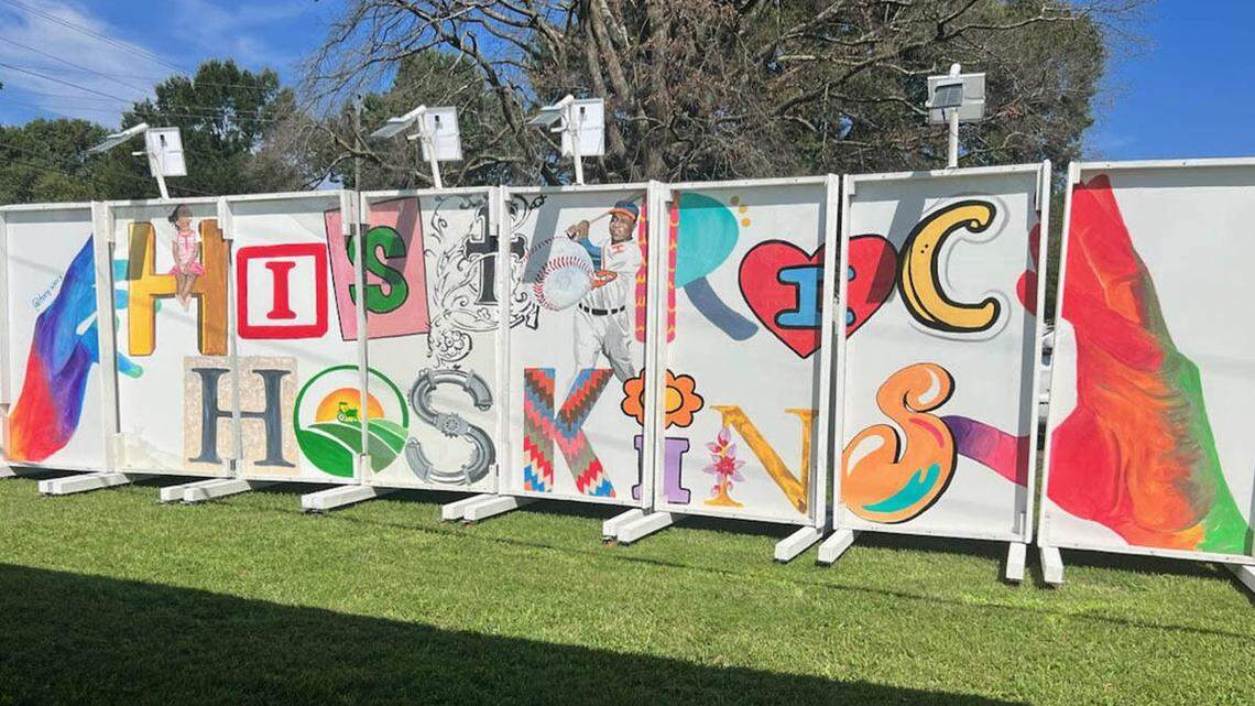 The Hoskins Road mobile mural. A nonprofit is saving 32 affordable units in the Hoskins Road community.