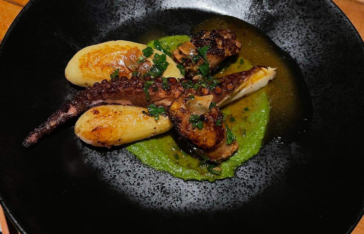 Customshop’s Octopus small plate.