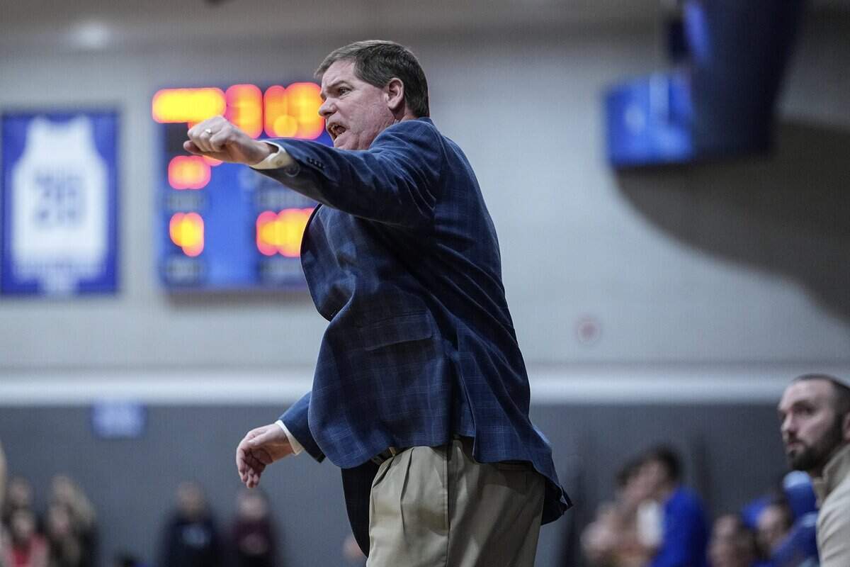 Charlotte Latin head coach Chris Berger reacts during the first half of an NCHSAA boys varsity basketball game against Charlotte Christian, on Jan. 13, 2026.