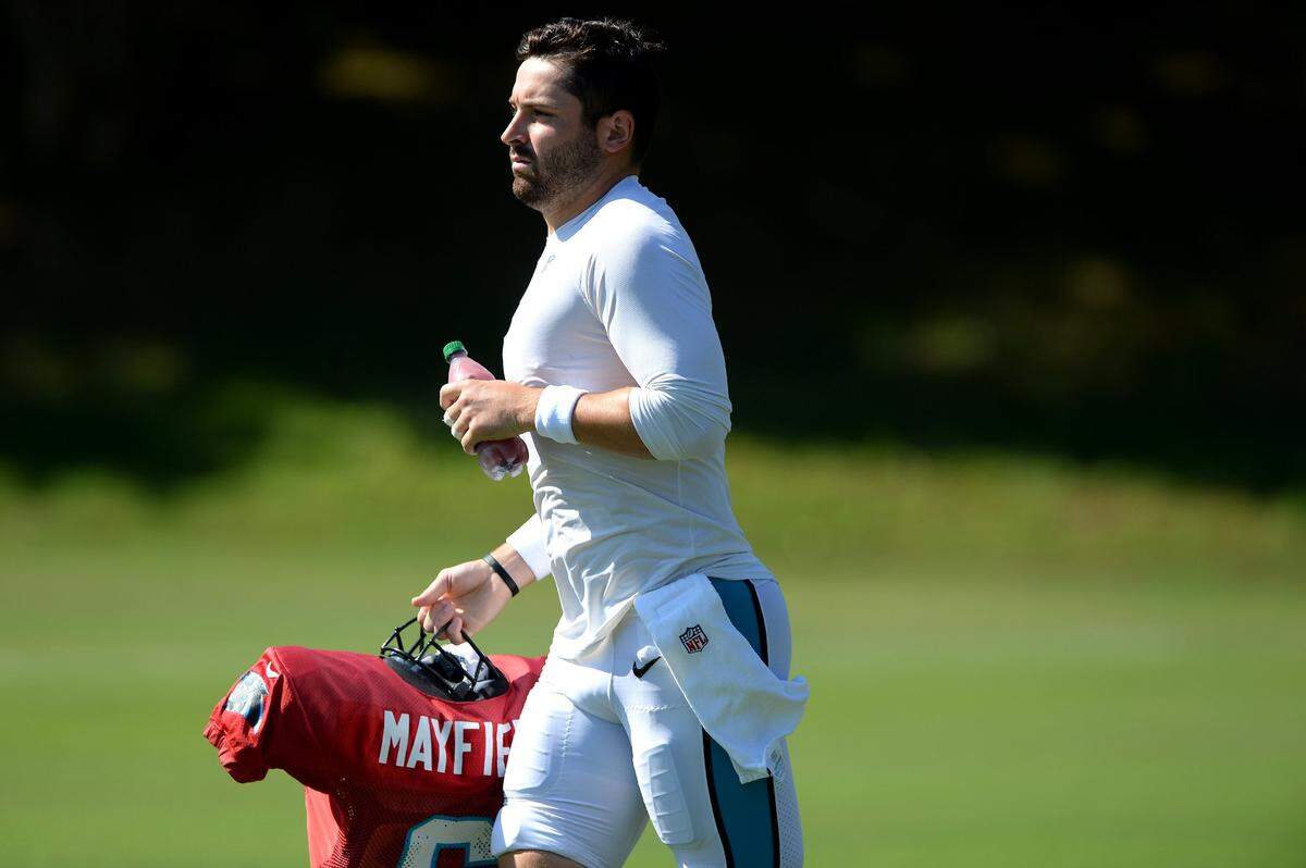 Carolina Panthers quarterback Baker Mayfield jogs to practice on Monday, August 8, 2022 at Wofford College in Spartanburg, SC.