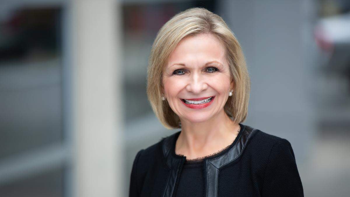 Carol Lovin, executive vice president and system chief of staff for Atrium Health, was named Charlotte BusinessWoman of the Year by Queens University.
