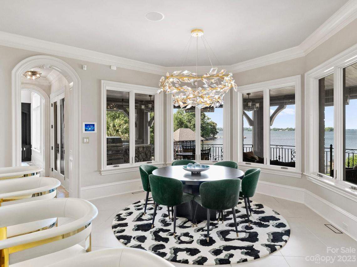 The home has 180-degree panoramic views of Lake Norman.