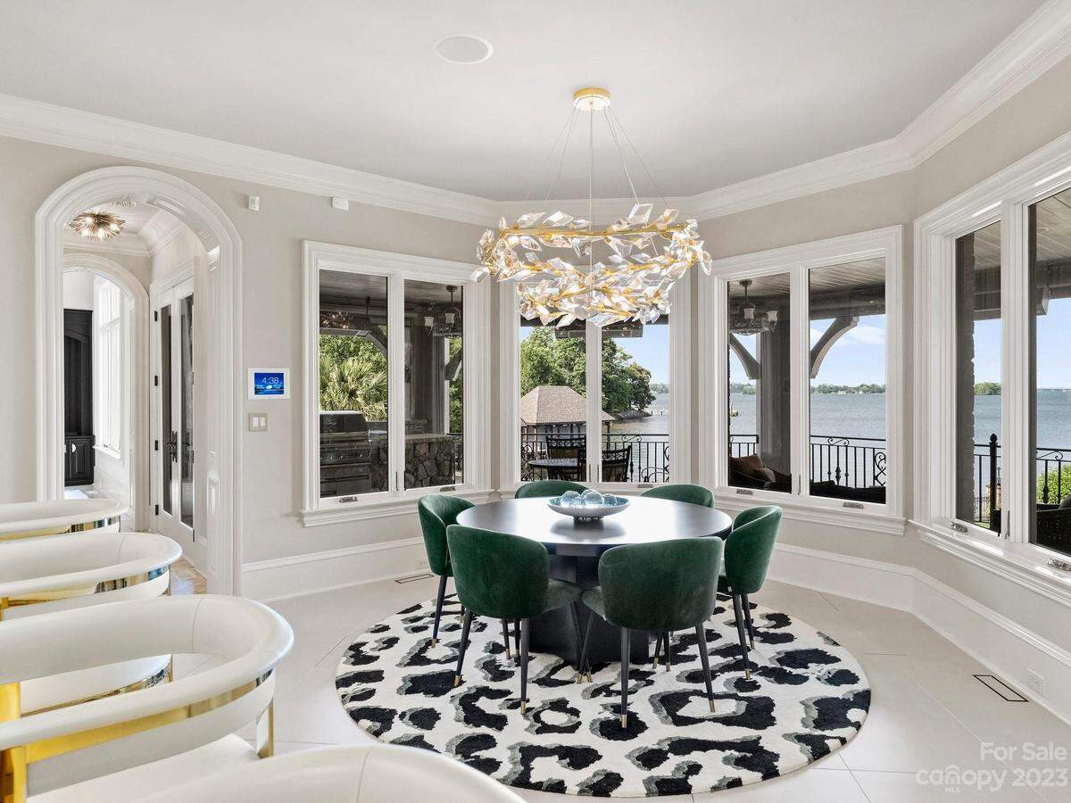 The home has 180-degree panoramic views of Lake Norman.