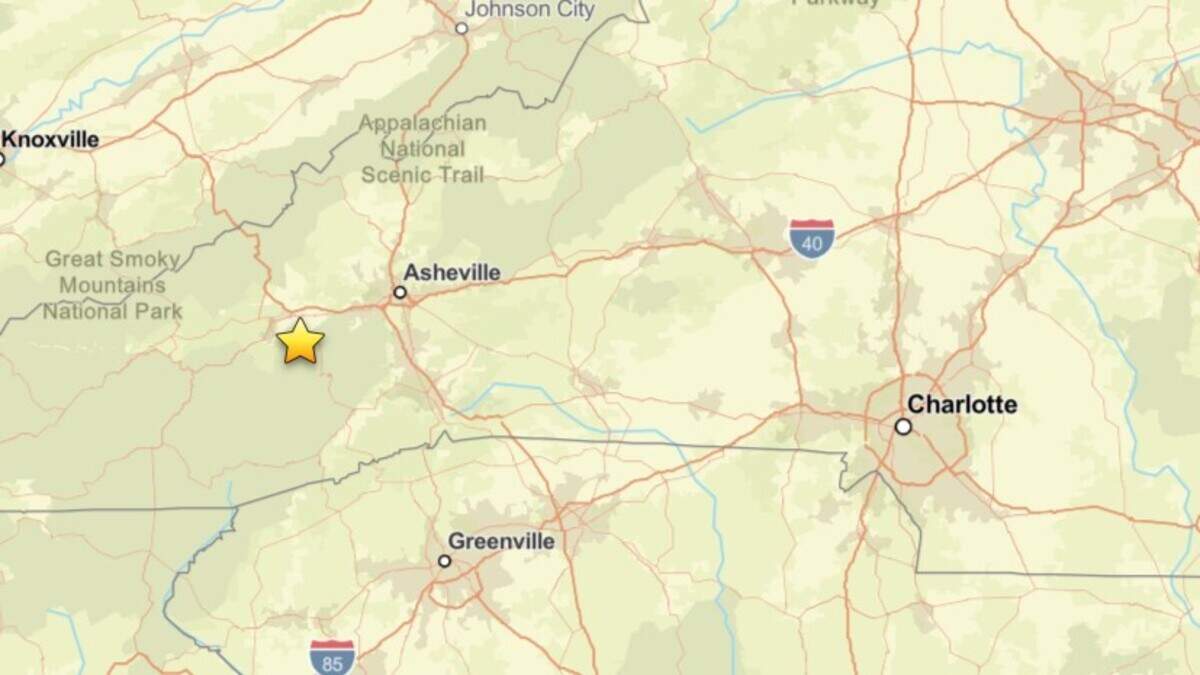 A small earthquake was detected near a scenic North Carolina town in the Great Smoky Mountains on Friday night, federal seismologists said.