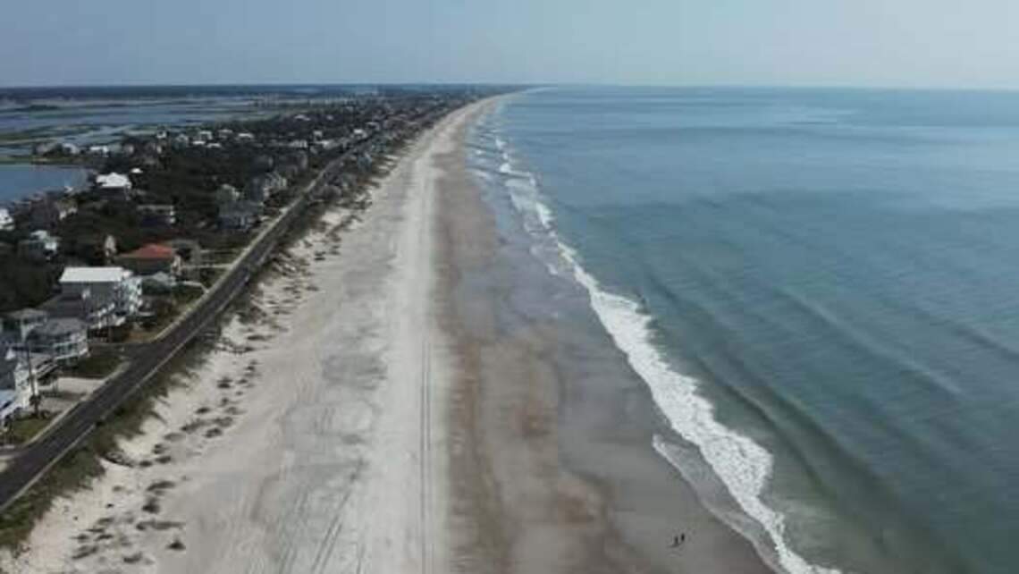 Bystander sees struggling swimmer in ocean, leading to tragic end, NC town says