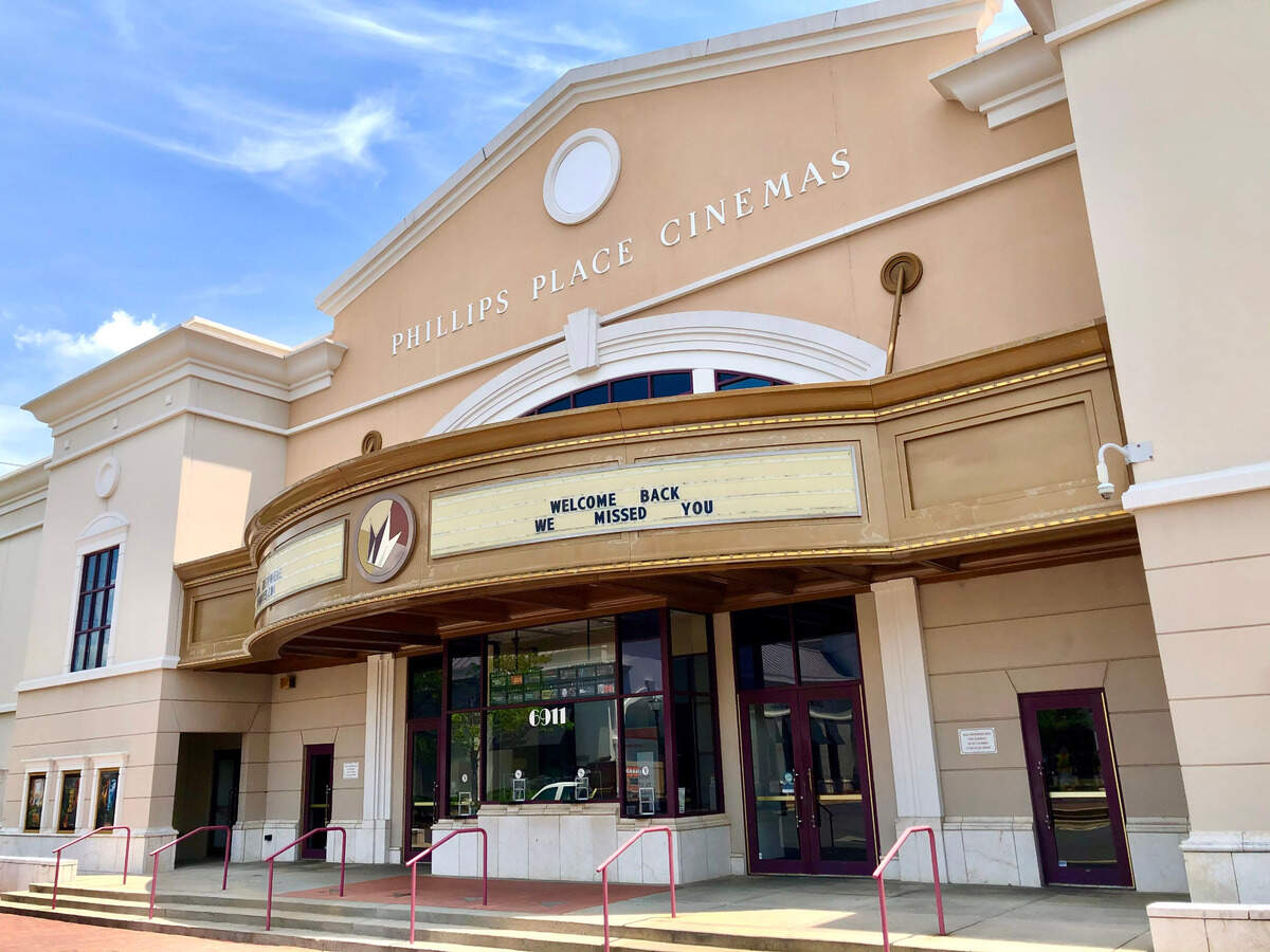 Developer Lincoln Harris plans redevelop part of Phillips Place shopping center in SouthPark for a 10-story office tower at the Regal movie theater location. The Phillips Place Cinemas is seen on Monday, May 24, 2021.