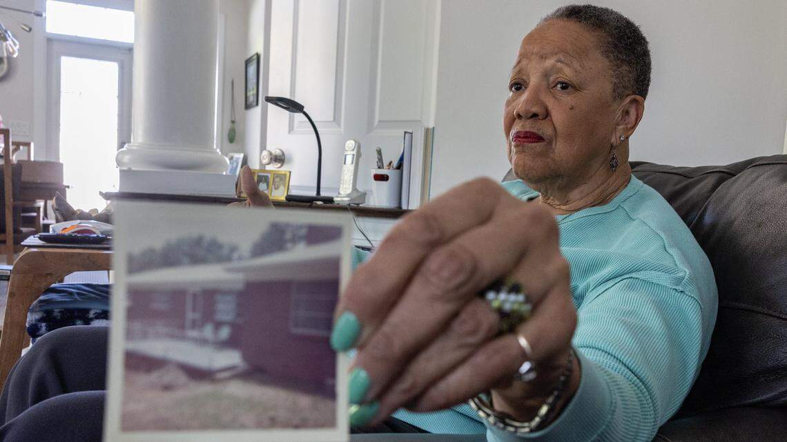 Charlotte I-77 debate stirs memories for families displaced by highways in the ‘60s