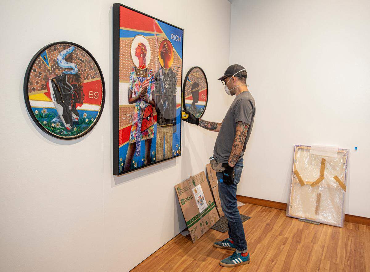 North Carolina artists Stephen Hayes Jr. and David Wilson curated the Gantt’s “Visual Vanguard” exhibition.