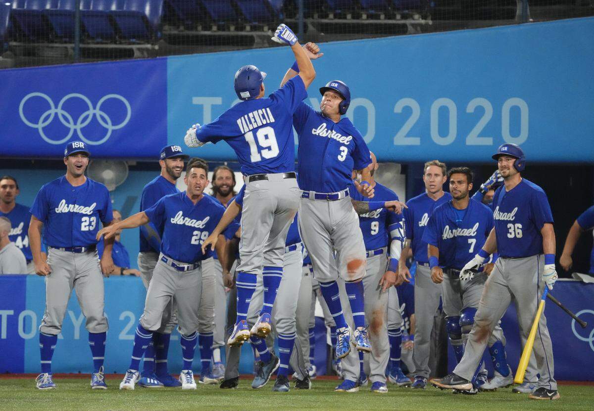 “Israel Swings for Gold” covers the country’s baseball team at the Tokyo 2020 Olympic Games.