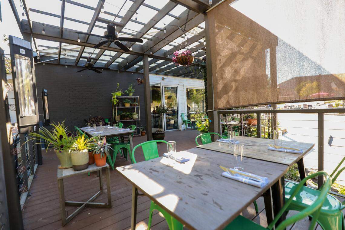 Flour Shop has blankets for rent, plus two tower heaters on the restaurant’s lower patio and the two infrared heaters on its upper patio.