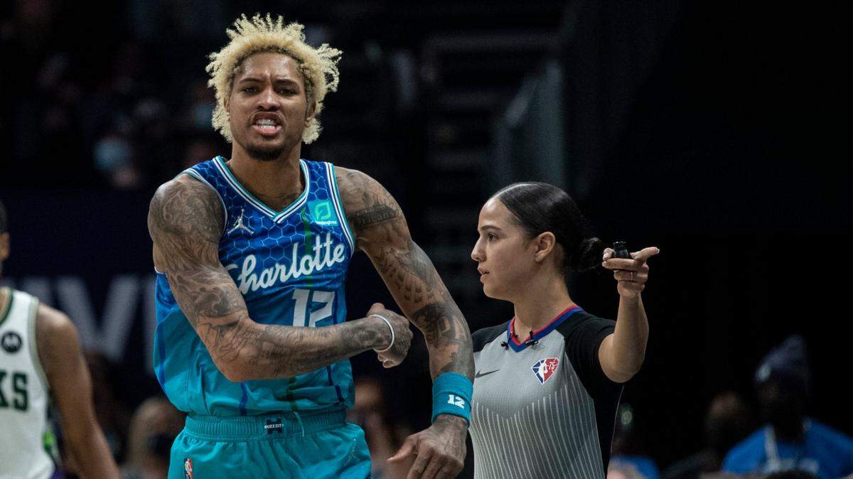 Charlotte Hornets guard Kelly Oubre Jr. (12) told The Observer that he’ll return to the team’s lineup Wednesday at Boston after missing the past three games with a sprained ankle.