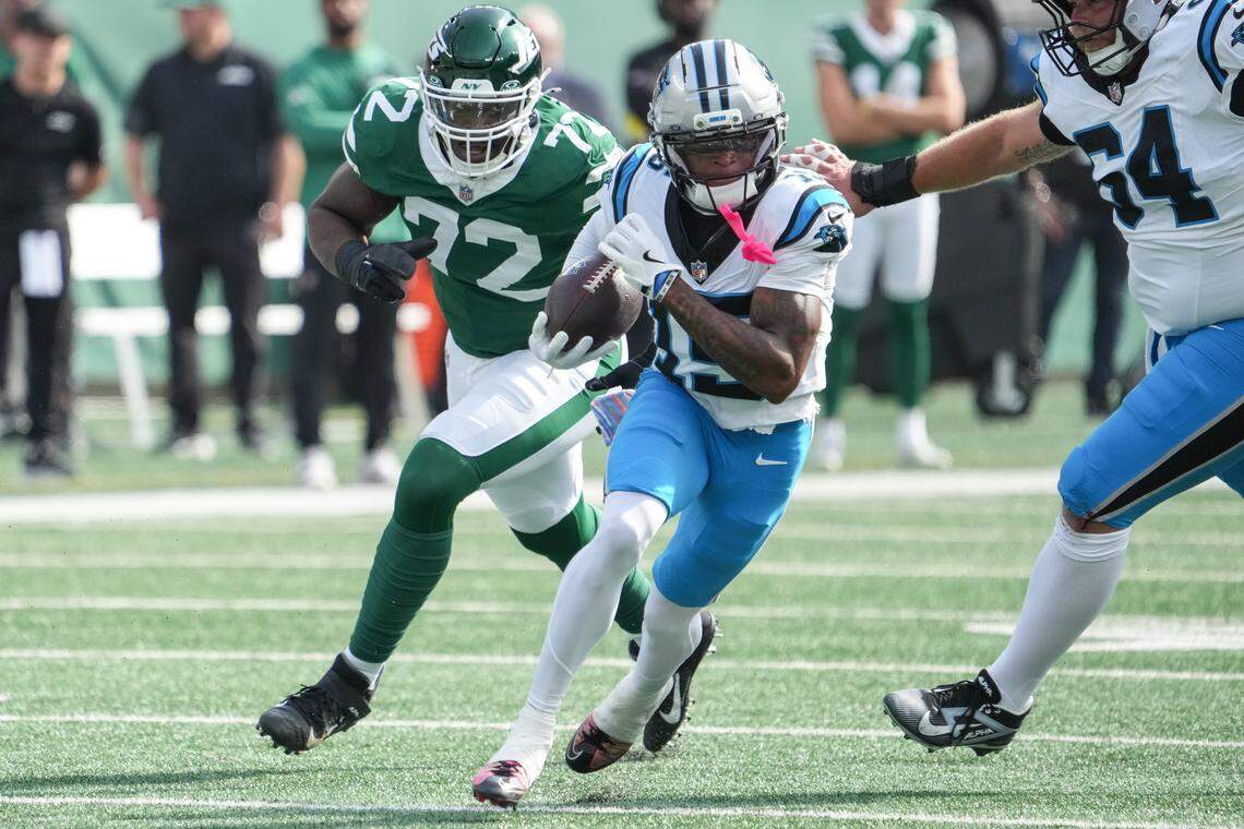  Carolina Panthers wide receiver Jimmy Horn Jr. (15) runs with the ball in the first quarter against the New York Jets on Sunday in New Jersey.