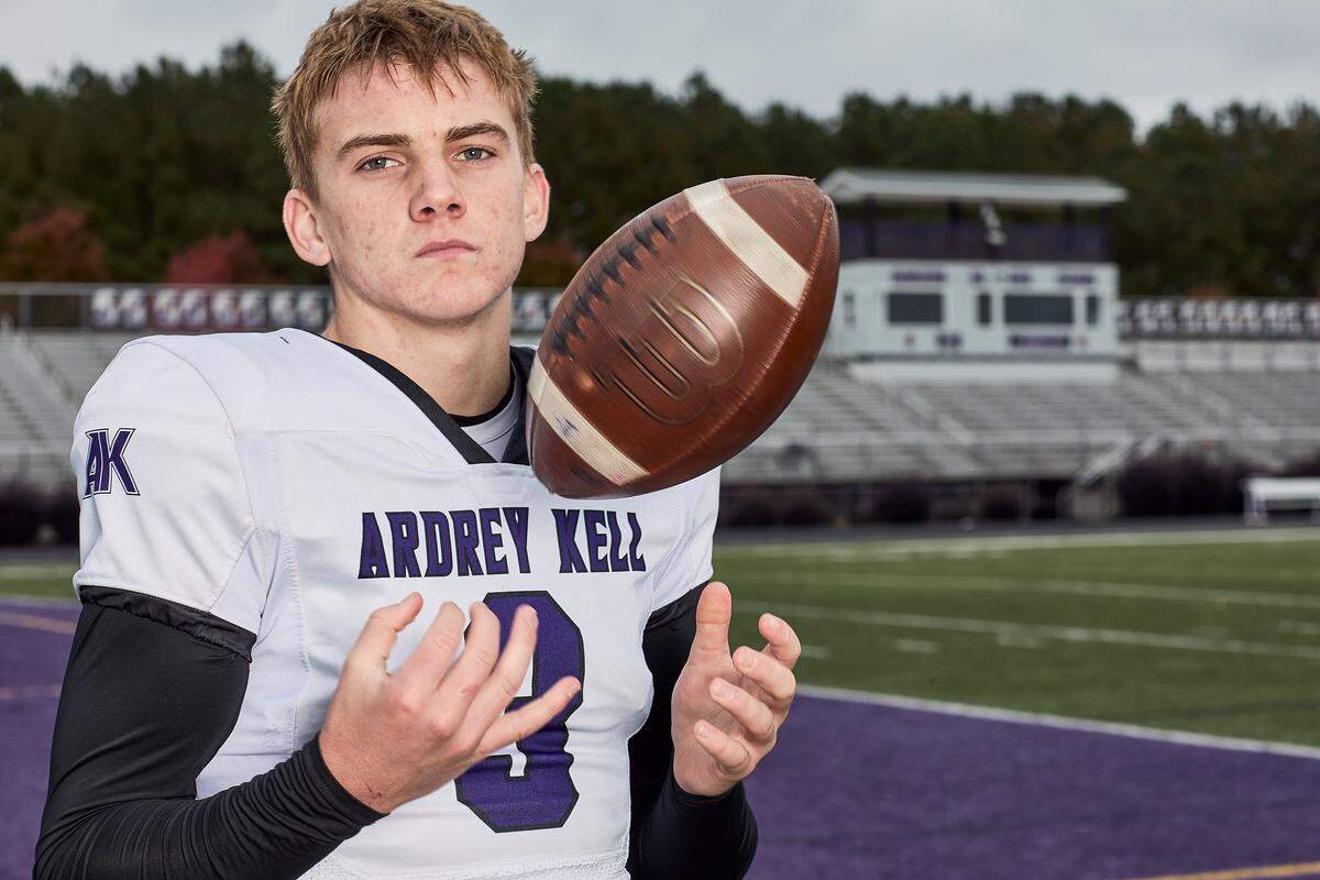 Ardrey Kell quarterback Jared Curtis has been a key part of the Knights’ offense with 15 touchdowns, helping lead his team to a 6-3 record during the 2025-26 high school football season.