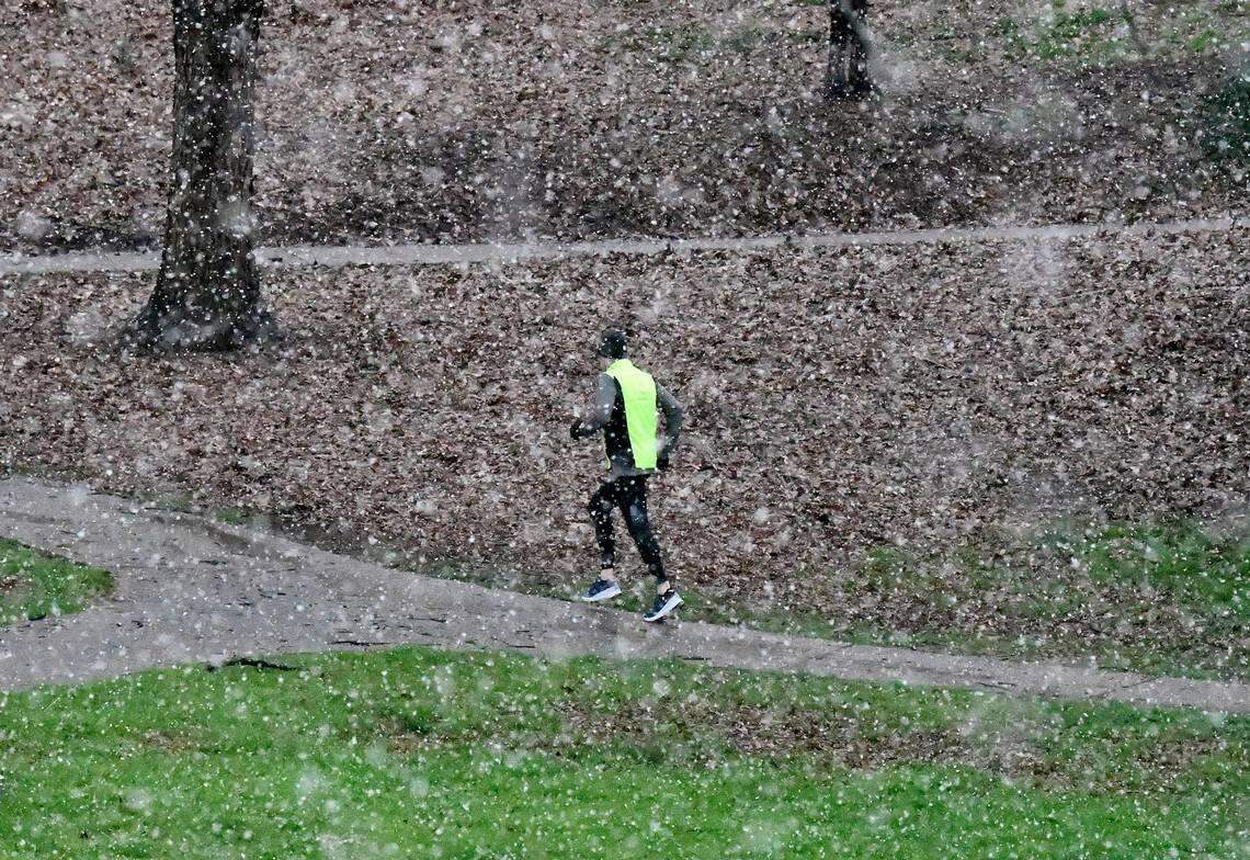 During a La Niña winter, there are fewer low pressure systems which lowers the chance for snow and other precipitation, according to the NOAA Climate Prediction Center.