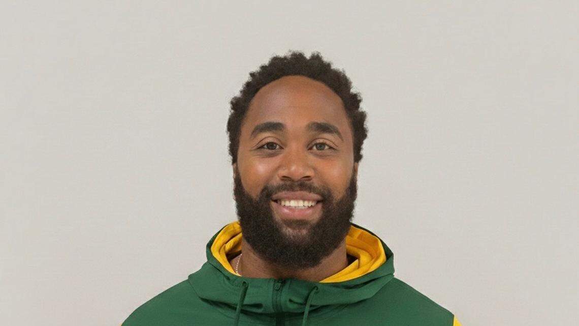 Independence taps West Charlotte assistant Robert Williams as head football coach