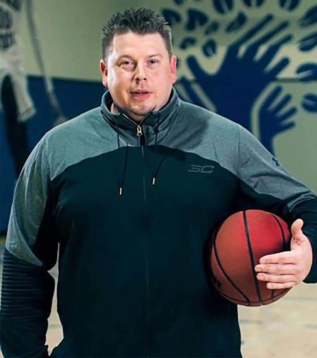 Brandon Payne of Accelerate Basketball trains NBA playerssuch as Stephen Curry and helped East Lincoln star Jaxon Dollar realize his potential