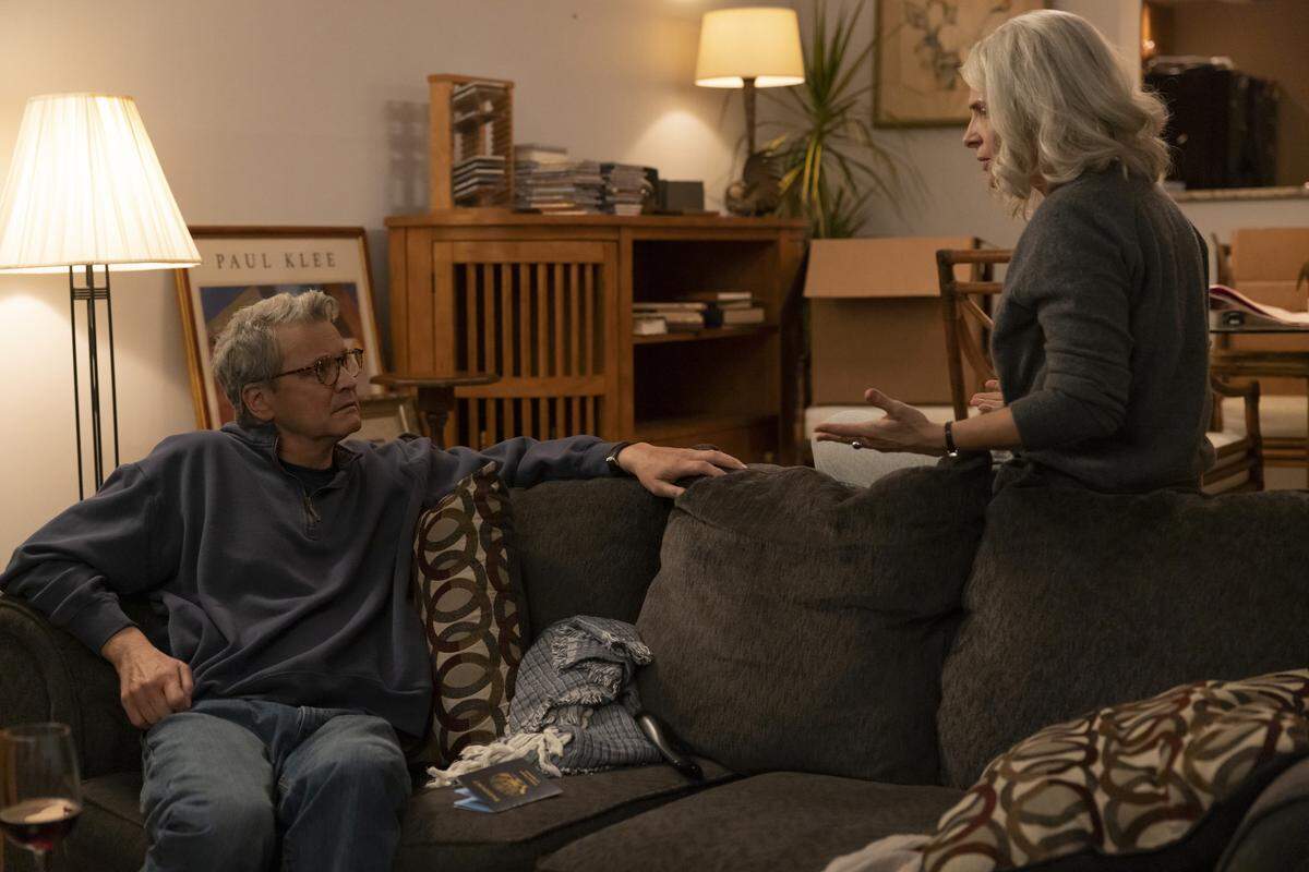 Colin Firth as Michael Peterson and Juliette Binoche as Sophie Brunet in HBO Max’s “The Staircase.”