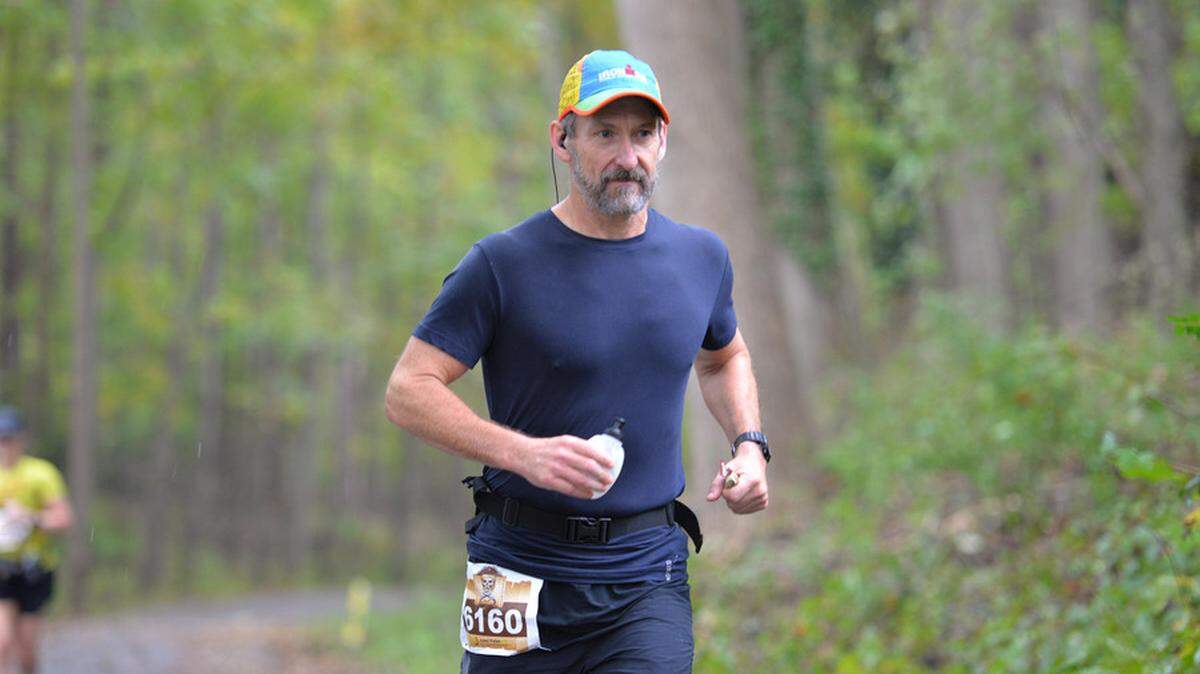 Richard Sexton, who has completed almost 100 marathons and ultramarathons, is now taking on a run across the Carolinas for autism awareness.