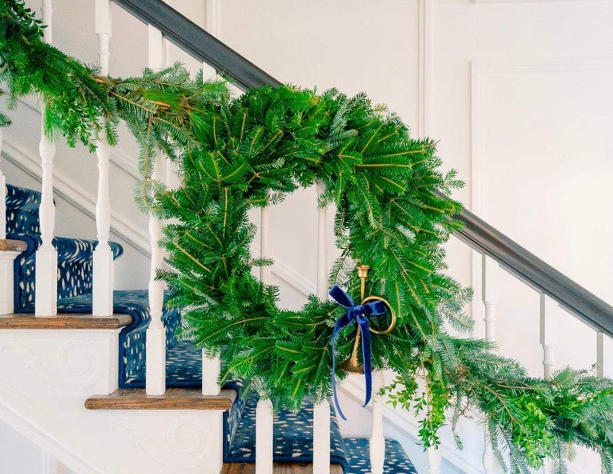 Holly Bundy teams up with local farmers, growers and nurseries to bring wreaths, greenery and garland to homes all year.