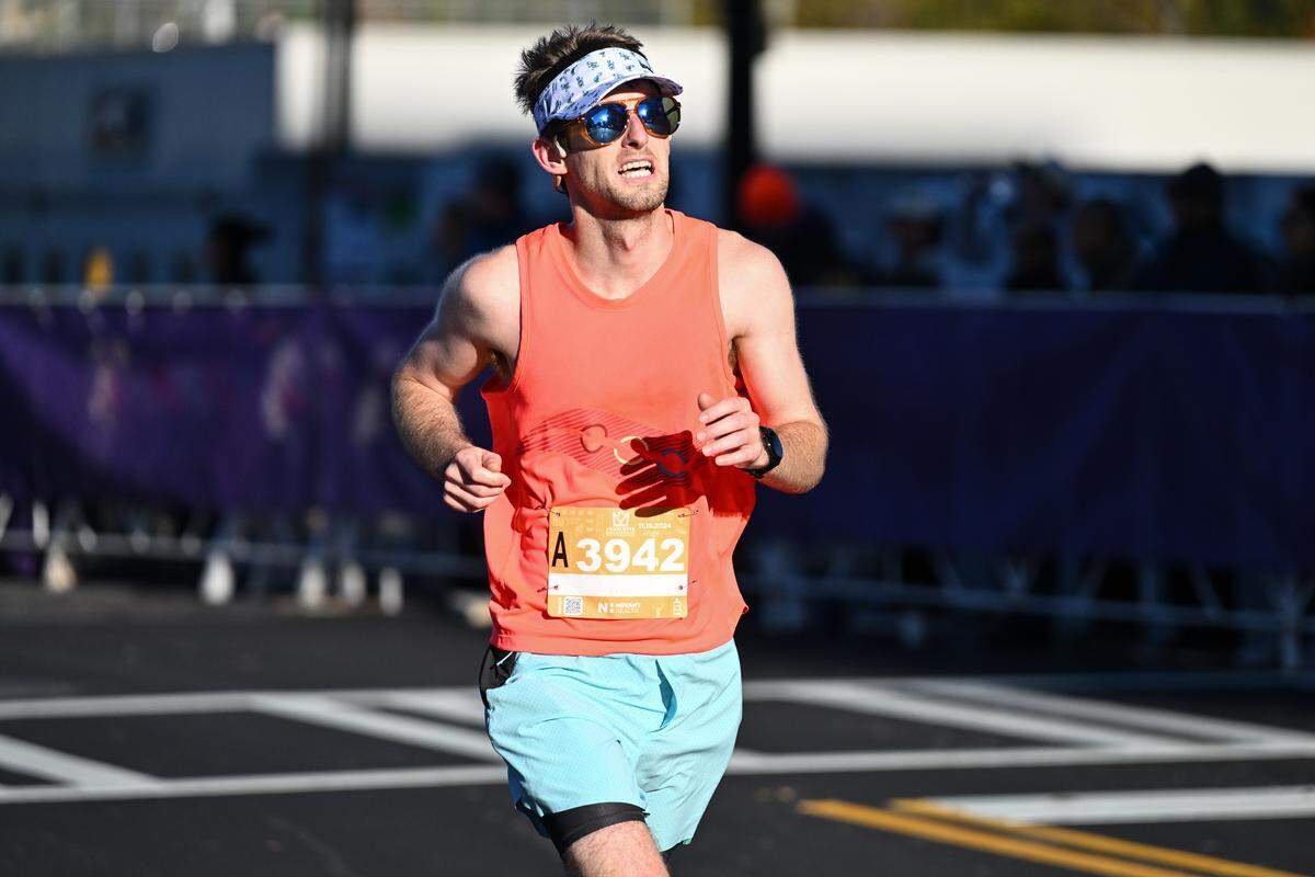 Participants take part in the 20th annual Novant Health Charlotte Marathon on Saturday, Nov. 16, 2024, in Charlotte