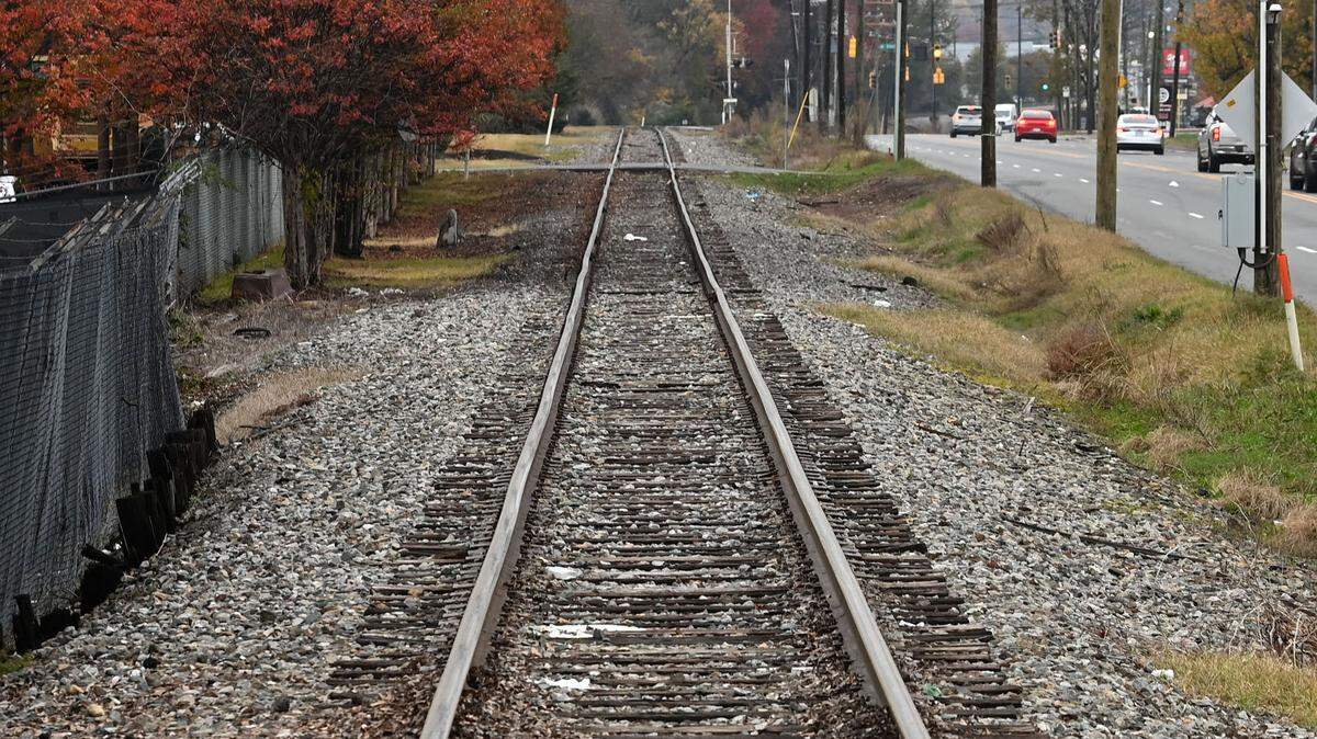 The proposed Red Line that will run along North Graham Street does not include a stop in many low-income, industrialized neighborhoods just north of uptown.