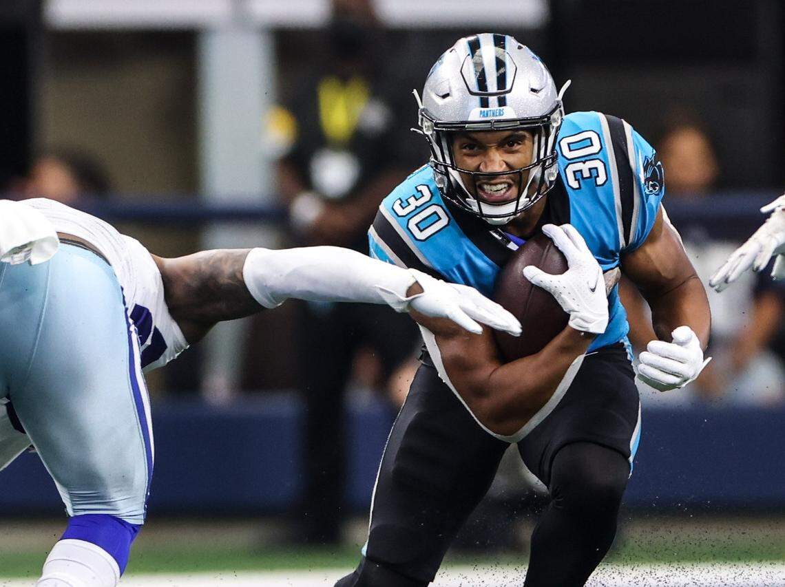 Carolina Panthers Chuba Hubbard runs the ball against the Dallas Cowboys at the AT&T Stadium in Arlington, T.X., on Sunday, October, 3, 2021.