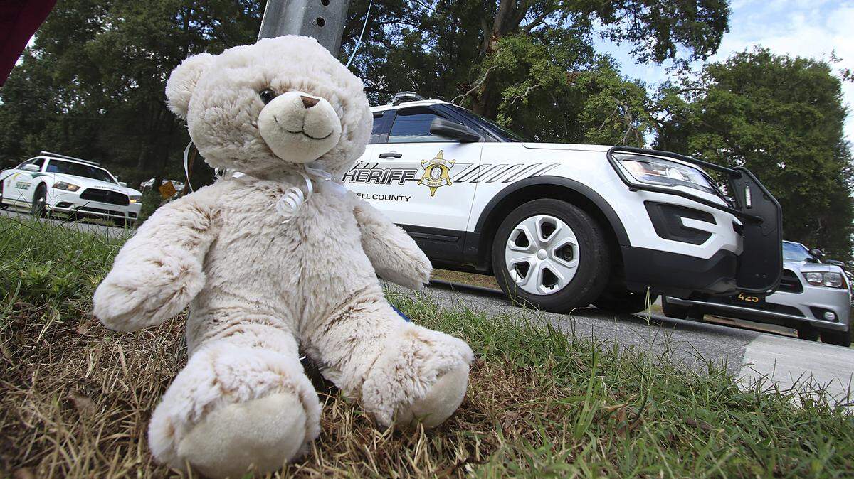 A teddy bear was left at the entrance to Rankin Lake Park after a boy’s body was found in a nearby creek Thursday in Gastonia. Police confirmed Monday that the body was that of autistic 6-year-old Maddox Ritch.