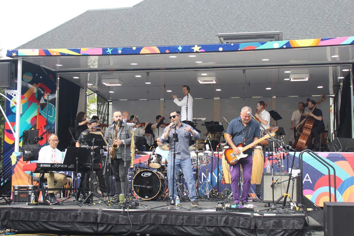 UltimaNota with the Charlotte Symphony at its inaugural Traveling Roadshow performance in late April 2024.