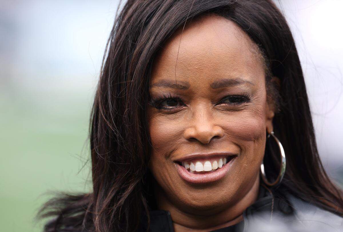 FOX Sports sideline reporter Pam Oliver is the longest tenured NFL sideline reporter with more than 500 games. Oliver was in Charlotte, NC on Sunday, October 12, 2025 for coverage of the Carolina Panthers vs Dallas Cowboys game at Bank of America Stadium.