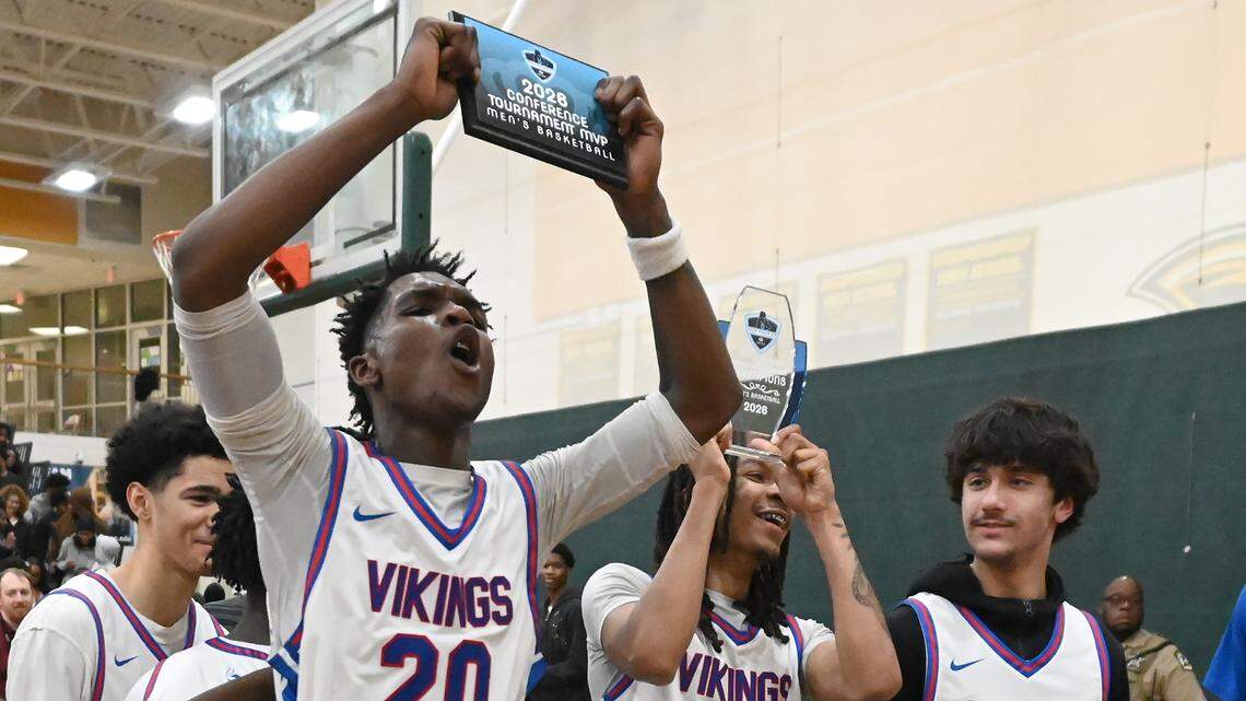 North Mecklenburg runs down West Charlotte in Meck Power Six final