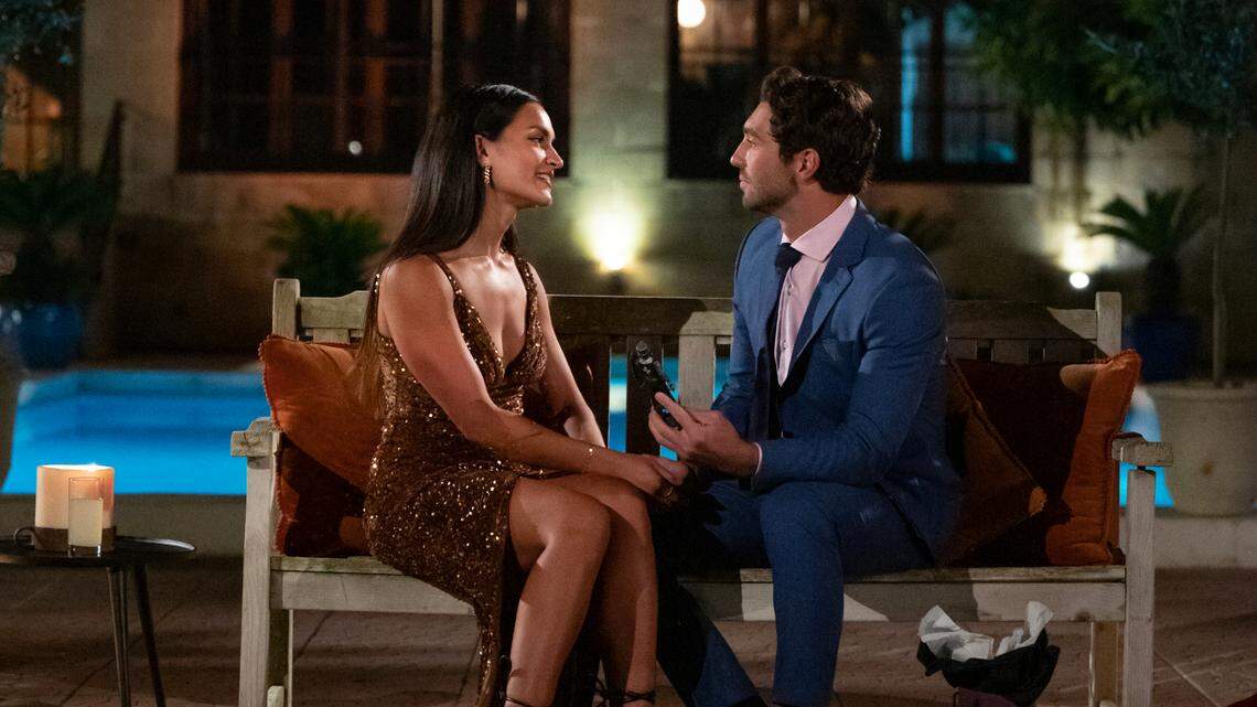 ‘Bachelor’ Ep. 5 recap: Did Madina survive Sydney + Maria drama to get a rose? Updates here.