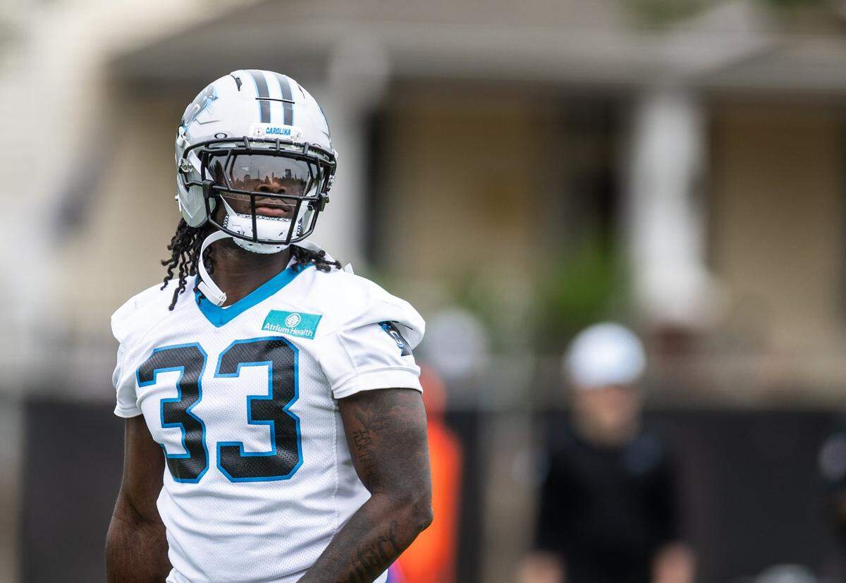 Carolina Panthers Princely Umanmielen warms up during the Carolina Panthers Rookie Minicamp in Charlotte, N.C., on Saturday, May 10, 2025.