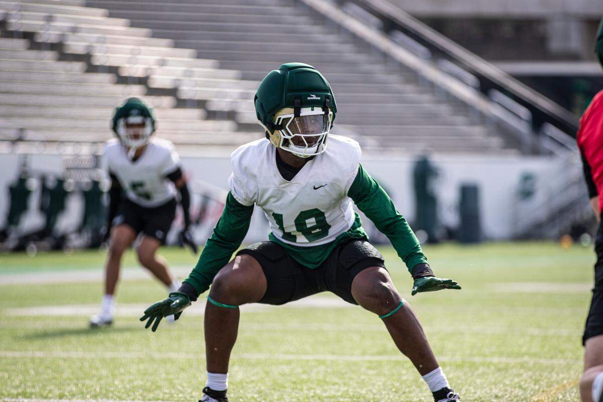 Charlotte 49ers linebacker Donovan Spellman.