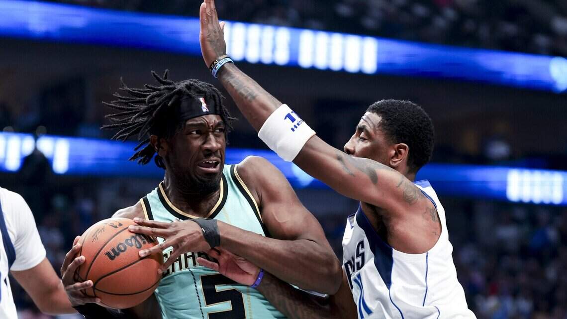 Hornets are struggling in a historical way, but Charles Lee sees hope after loss to Dallas