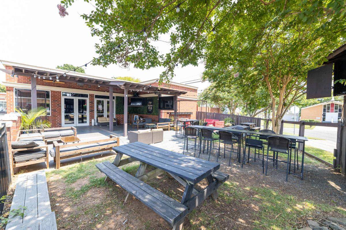 Greystone Pub’s outdoor patio space offers a relaxed vibe.