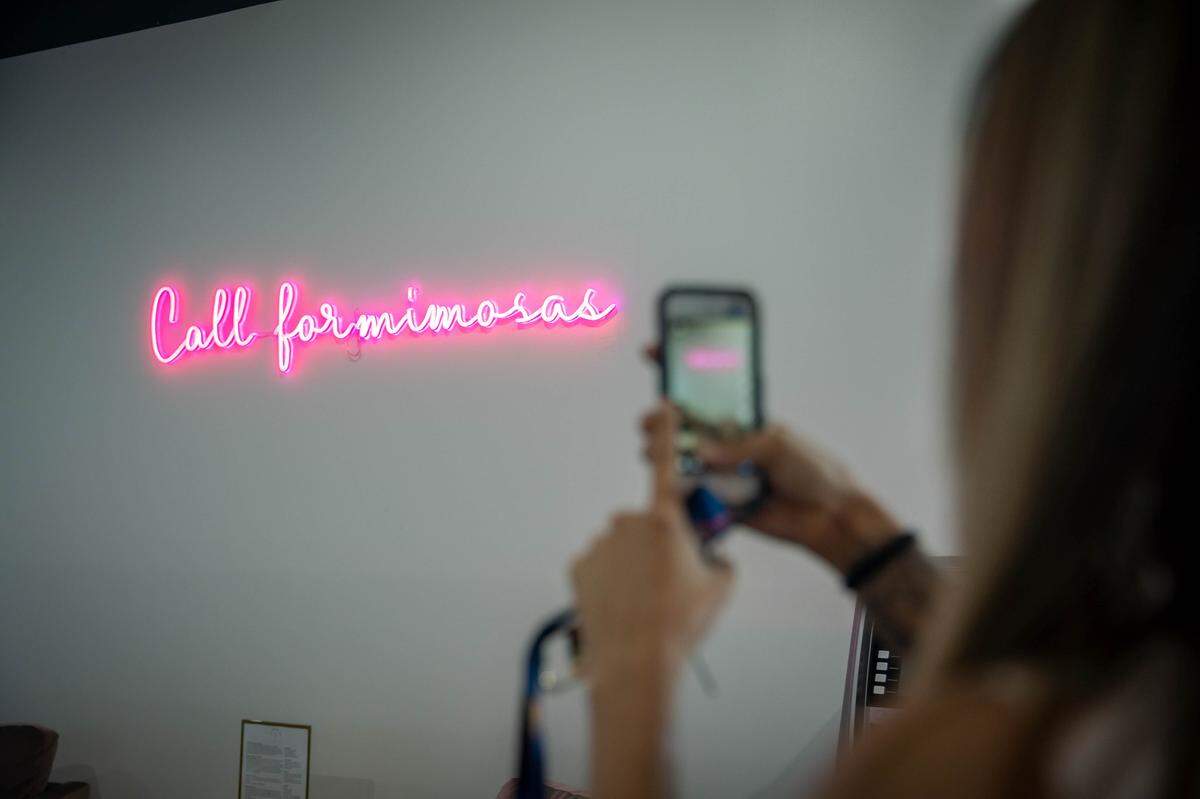 Mimosas founder Trang Tran caters to her customers’ desires for the Instagrammable moment with interactive art throughout the store.
