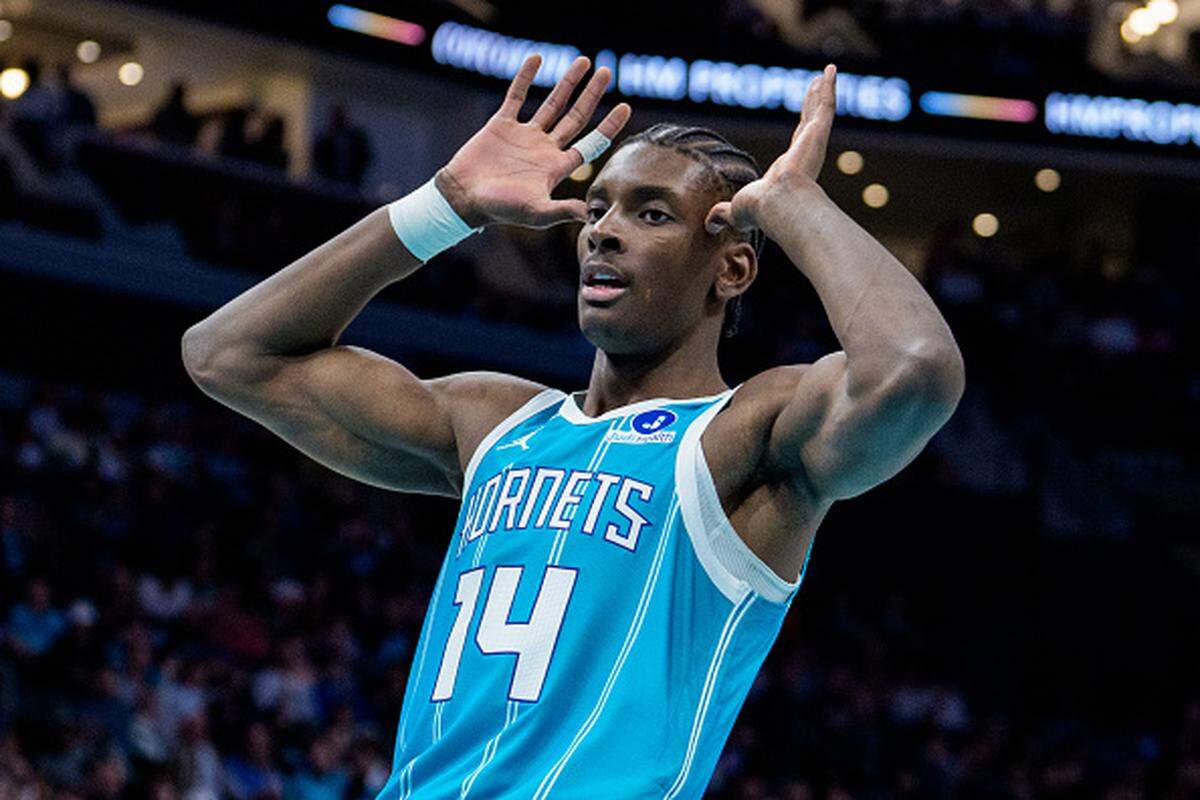 Moussa Diabaté ranked second in the NBA in offensive rebound percentage (16.5) and amassed the third-highest number of offensive rebounds (273) in the league.&nbsp;